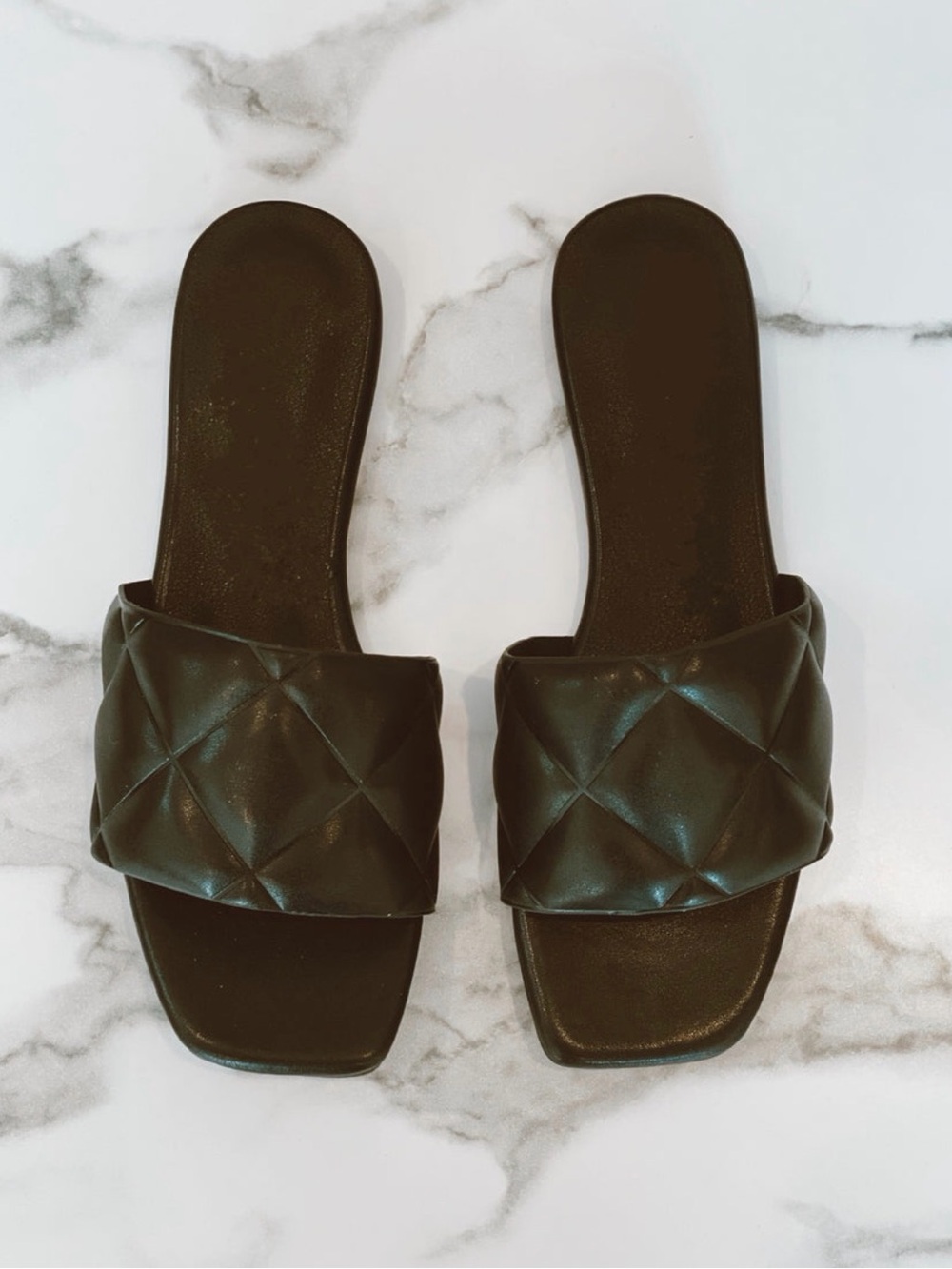 Cleo Quilted Slides Sandal Black |CCOCCI